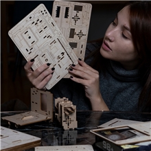 EscapeWelt 3D Wooden Mechanical Puzzle: Space Capsule